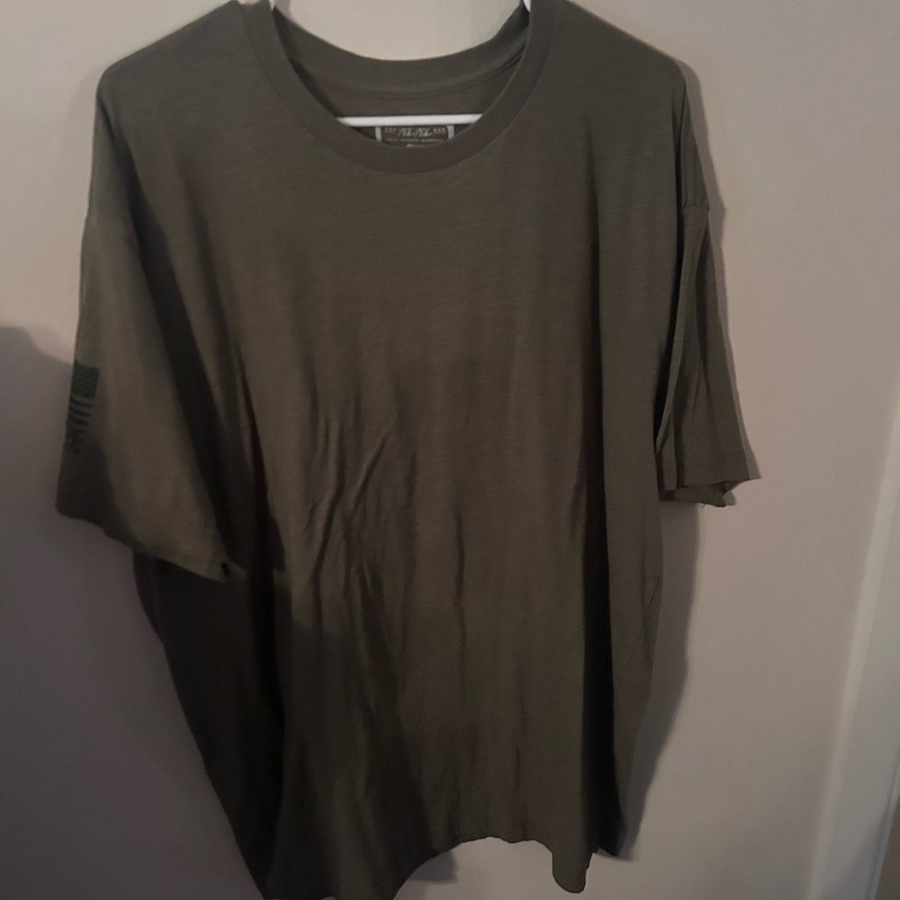 Yee yee military green basic t shirt